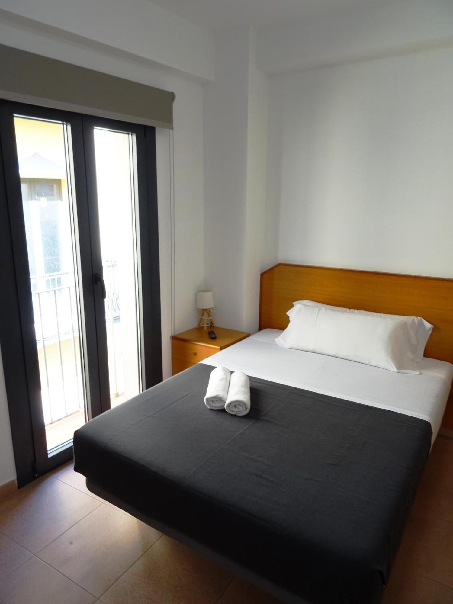 Apartamento Center Plaza Figueres Figueras Exterior foto