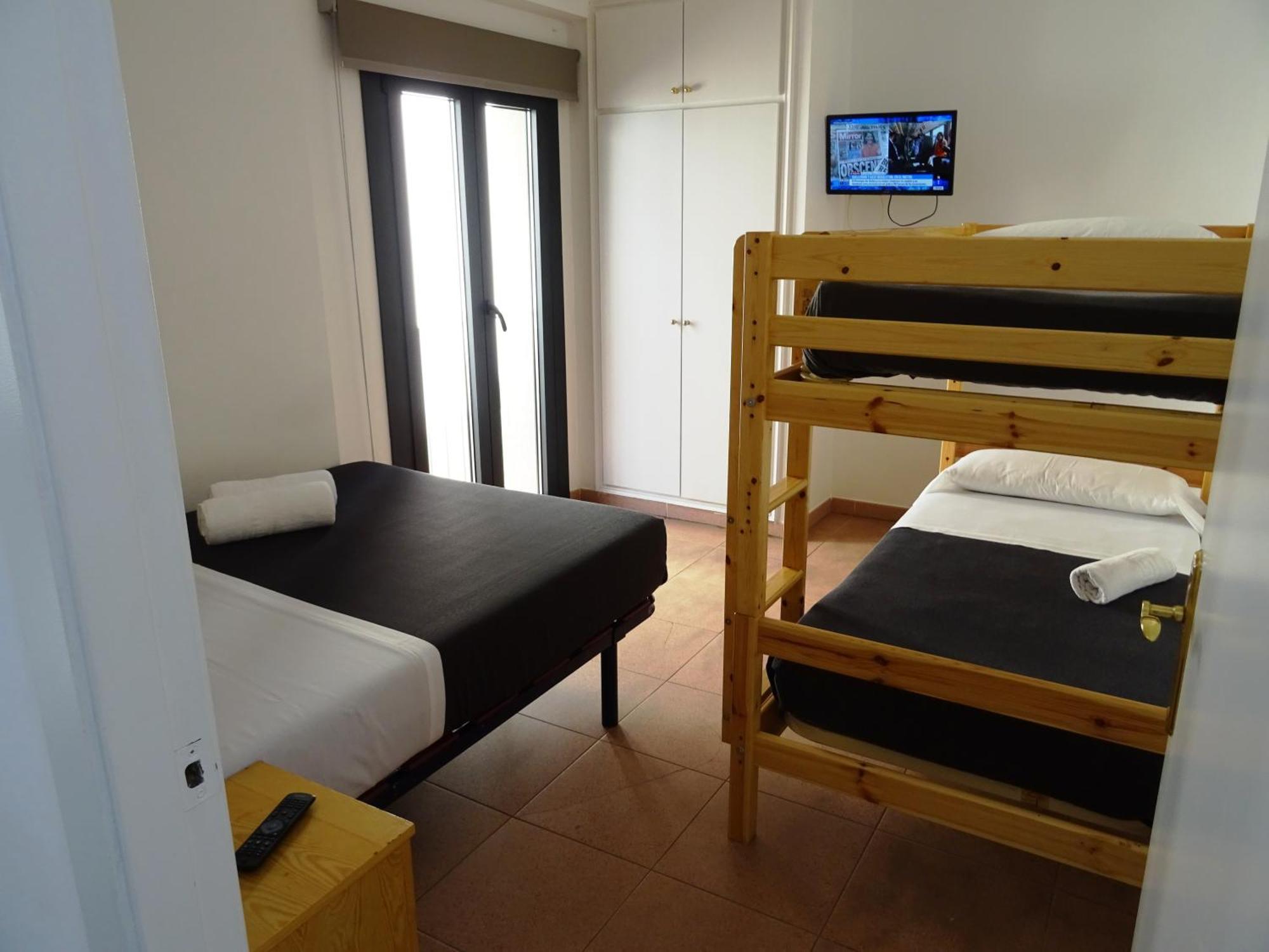 Apartamento Center Plaza Figueres Figueras Exterior foto