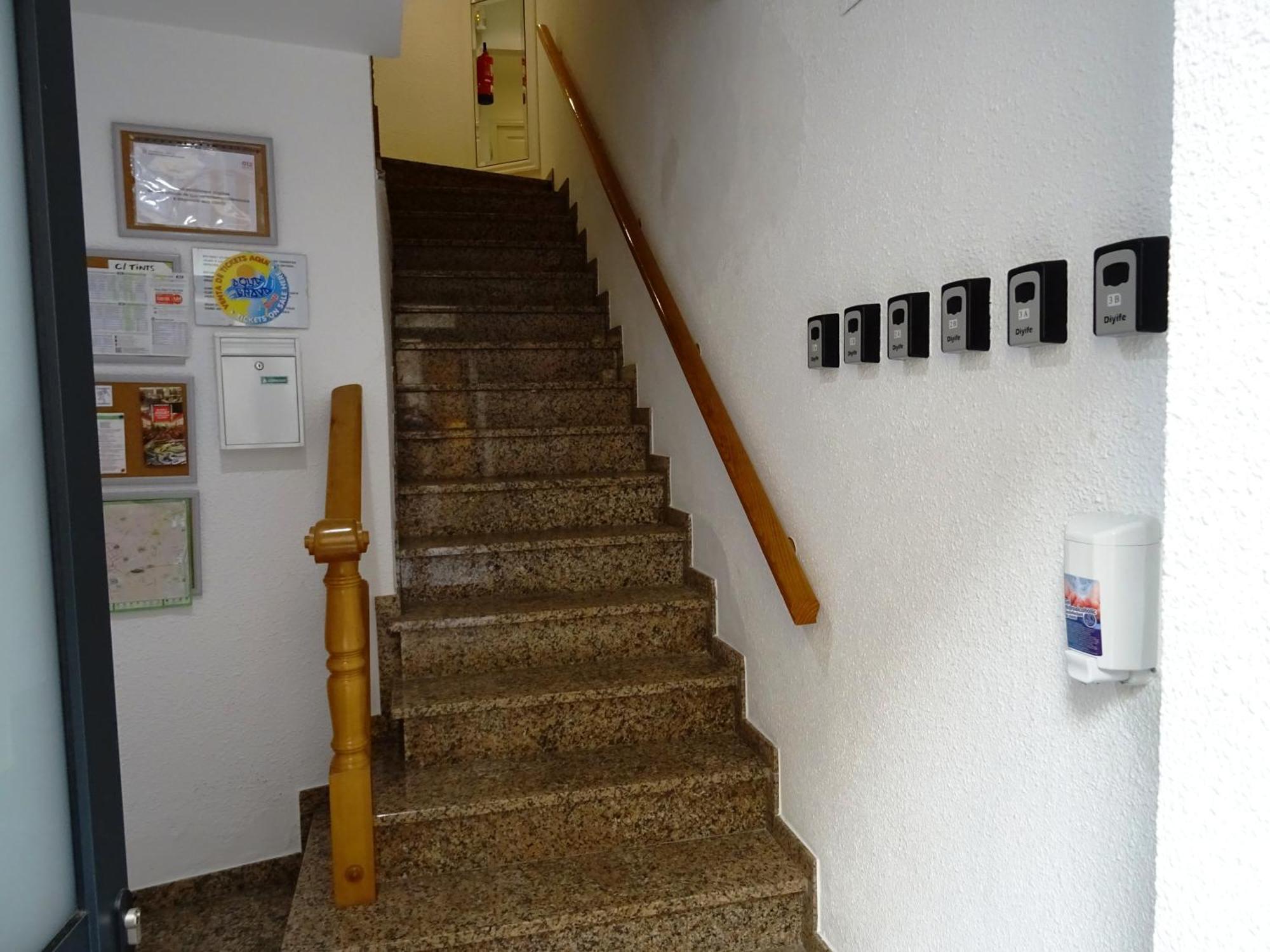 Apartamento Center Plaza Figueres Figueras Exterior foto