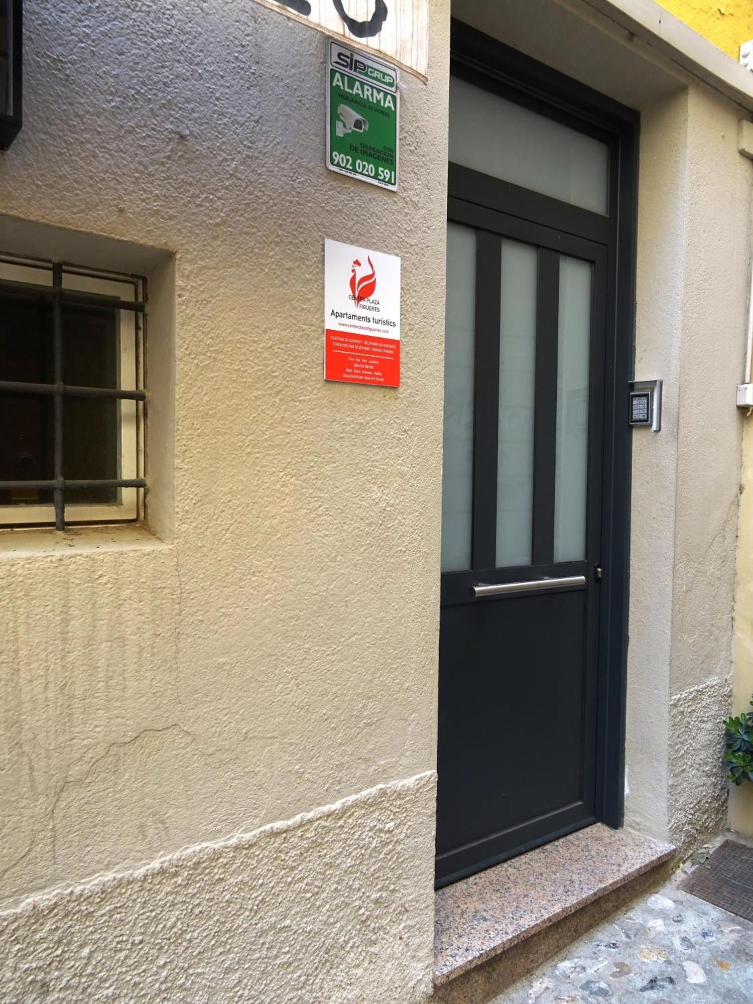 Apartamento Center Plaza Figueres Figueras Exterior foto
