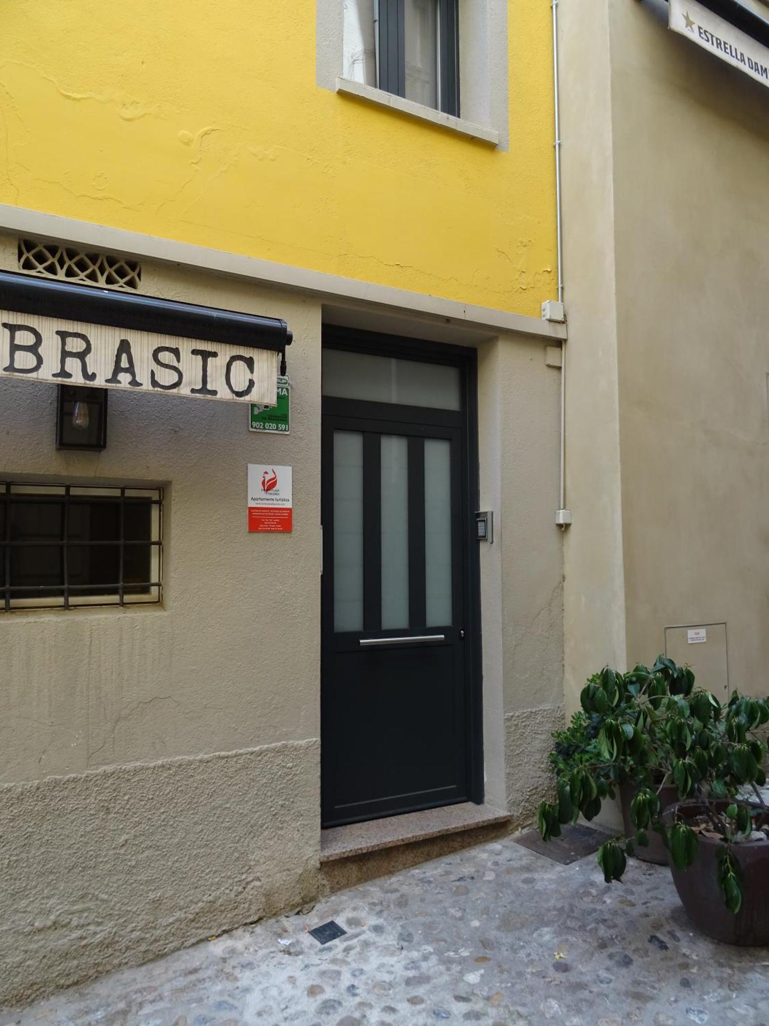 Apartamento Center Plaza Figueres Figueras Exterior foto