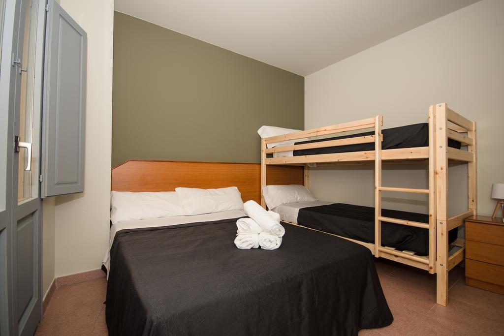 Apartamento Center Plaza Figueres Figueras Exterior foto
