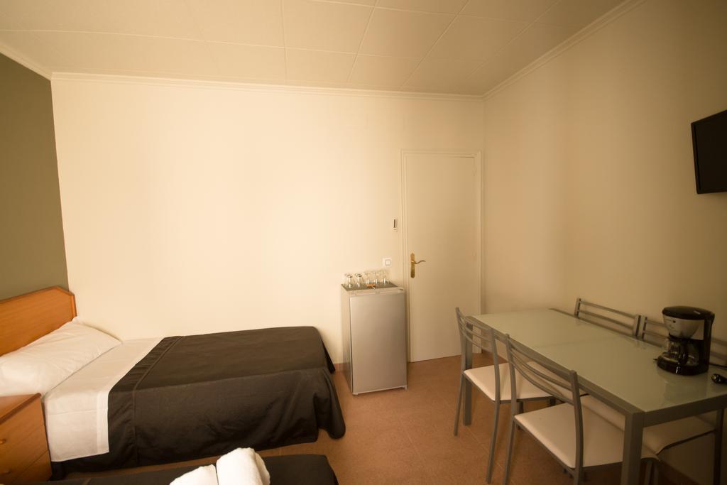 Apartamento Center Plaza Figueres Figueras Exterior foto
